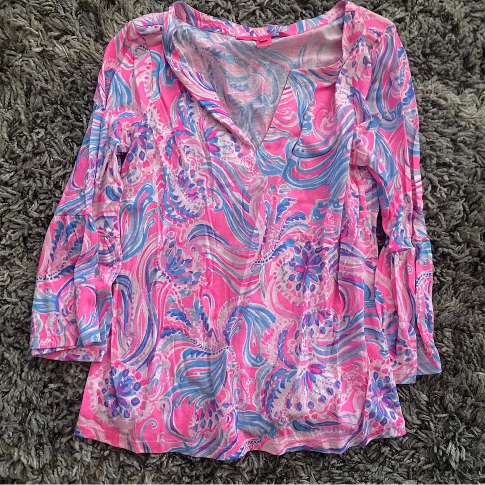 Lilly Pulitzer Pink and Blue Graphic 3/4 Sleeve Blouse